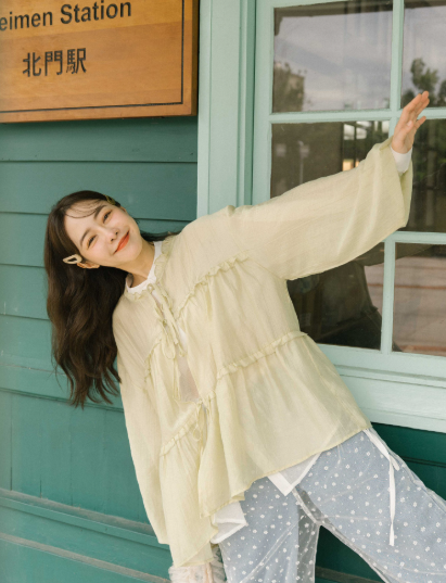 螢幕擷取畫面 2025-08-31 034132 Yellow smock